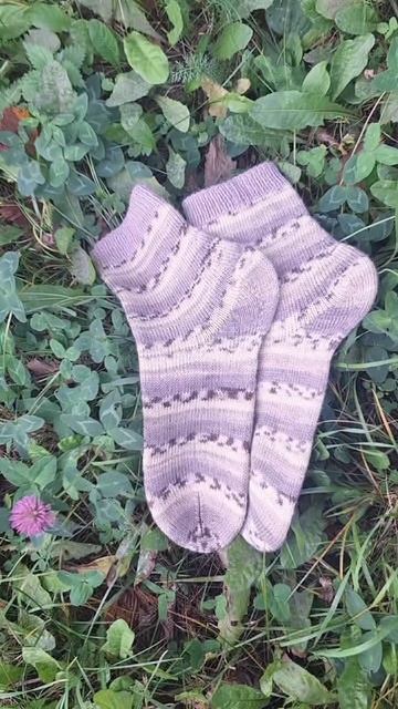 😉 И ещё одна пара сентября..
🧦 Ну да и снова носки))) И снова Великанчики на 47 размер..