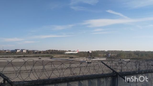 БОИНГ 737-800 А/К ИКАР СУХУМИ-СЫКТЫВКАР ПОД МУЗЫКУ
