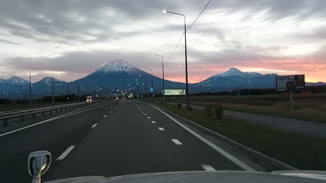 Камчатка. Сегодня. Выезд  из  г .Елизово  в   Аэропорт  и  далее  на  г. Петропавловск/ Камчатский