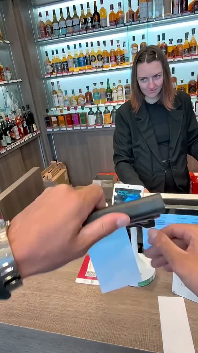 Печатаю деньги. Никому нельзя доверять даже детектору валют 😀
