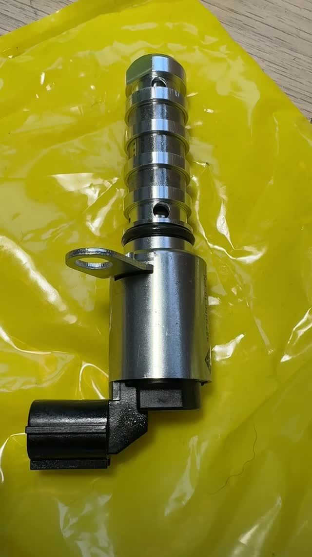 Клапан фазовращателя выпуск Kia G4KD. Артикул: 427 0156 100 (4270156100)