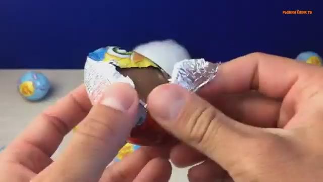 КРОЛИК НОЛИК открывает ЯЙЦА СЮРПРИЗ Собираем коллекцию игрушек Лунтик