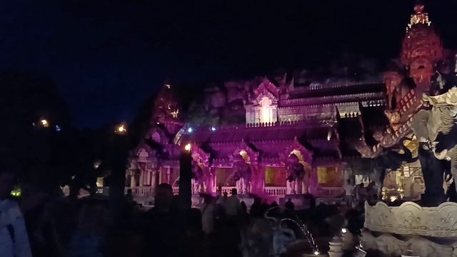 Парк FantaSea, Камала, о.Пхукет, Таиланд, январь 2025 (Show Park FantaSea, Camala, Phuket, Thai 2025