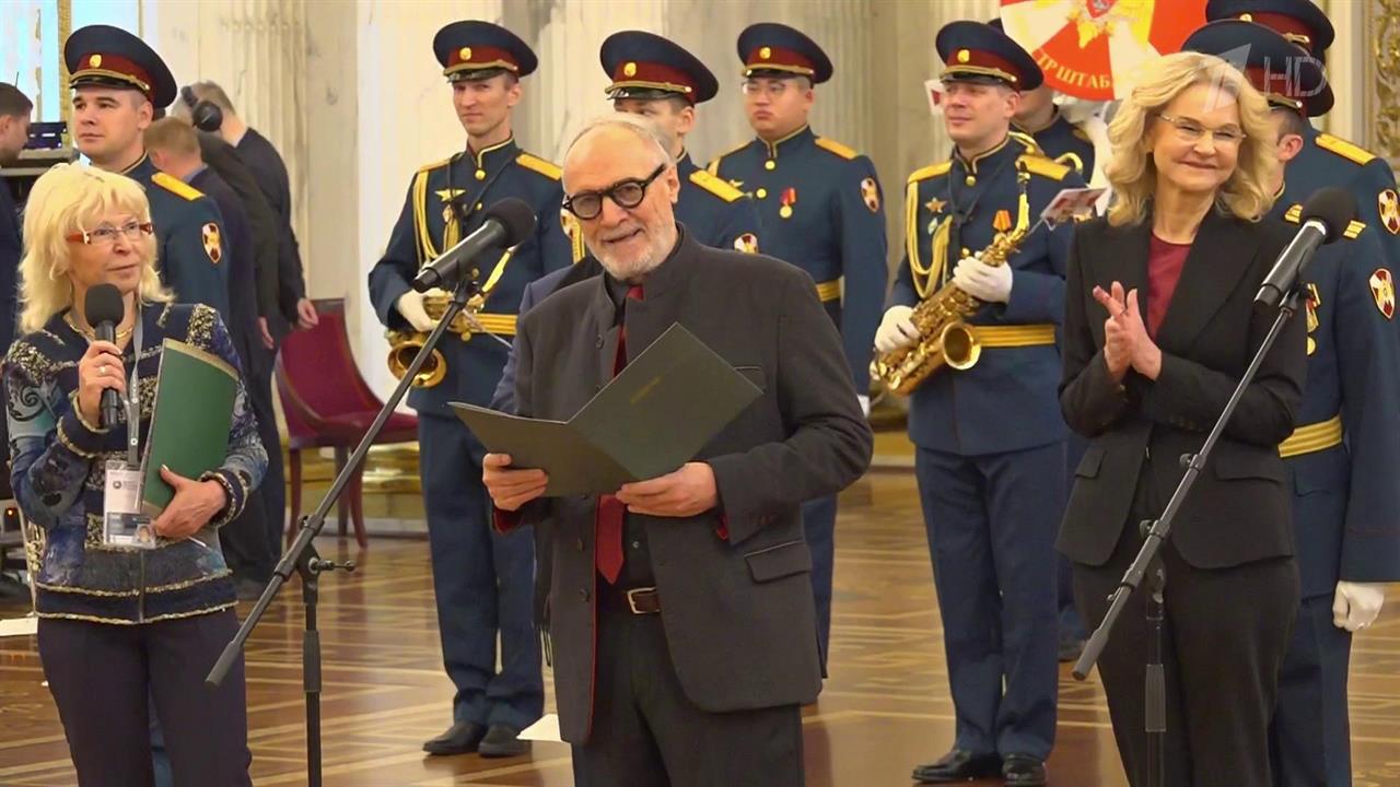 В Санкт-Петербурге вручили Эрмитажную премию.