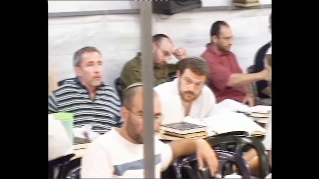 Если я строю сукку, не строю ли я этим изваяние