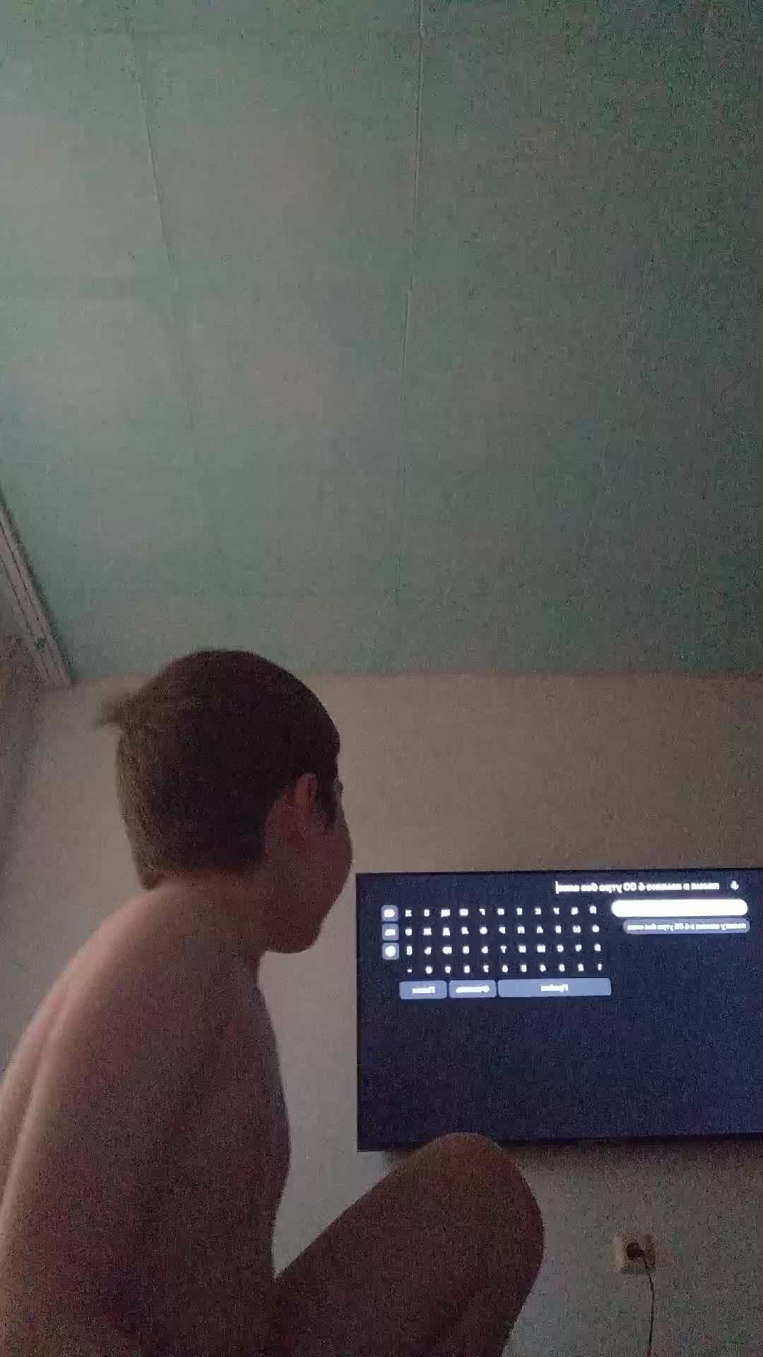 пою