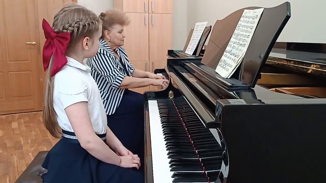 Открытый урок преподавателя ДМШ имени В.В. Стасова Букиной Н. А. с ученицей 2 класса