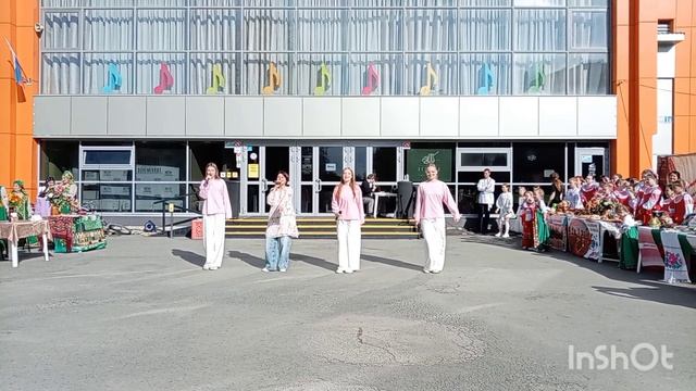 401).26.09.26.г.А у нас праздник 🎊🎈. Моя городская жизнь👩 🍁🍀🍁🍀🍁.