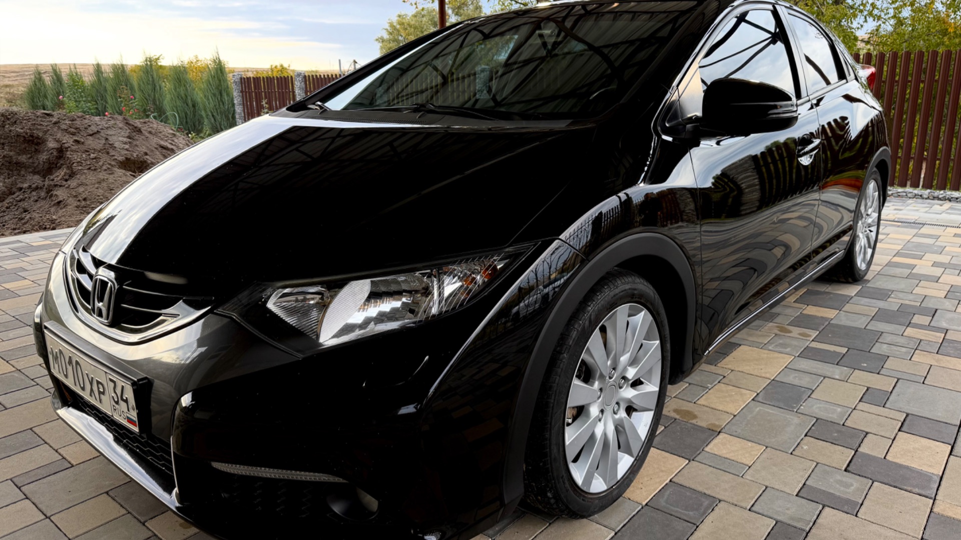 Honda Civic 1.8 AT 2012