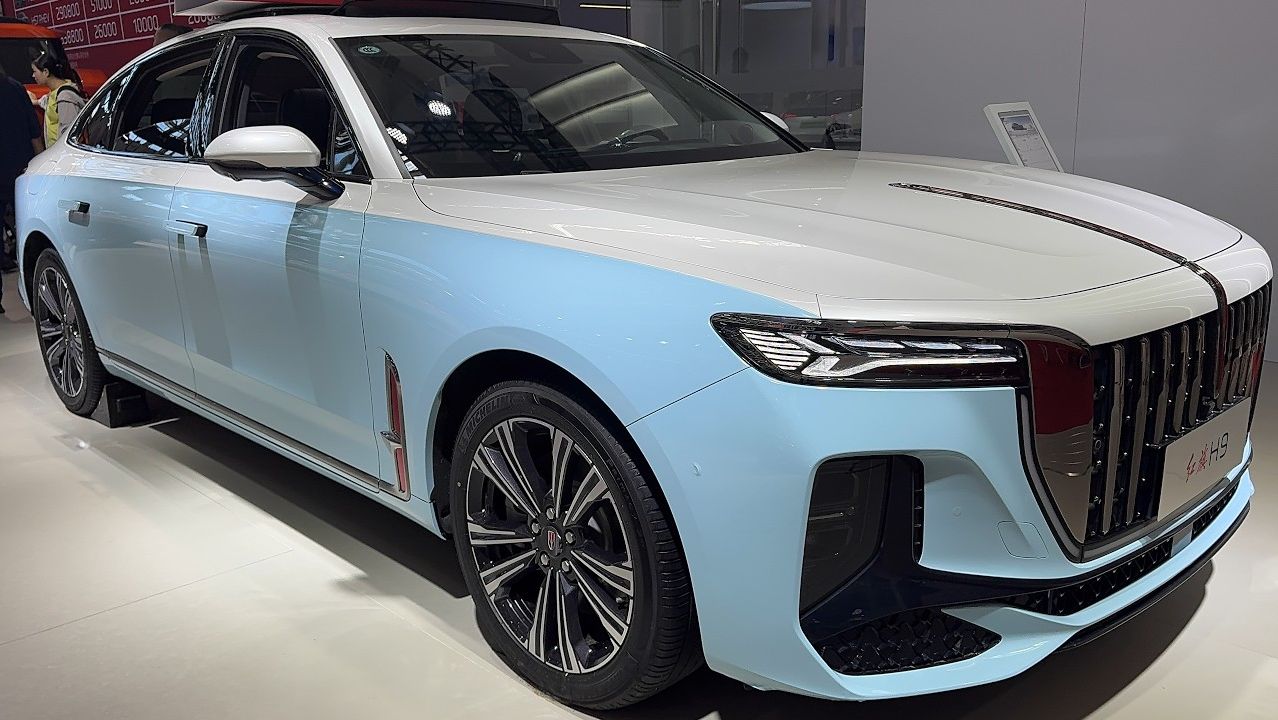 8. 2026 Hongqi H9 - Exterior And Interior
