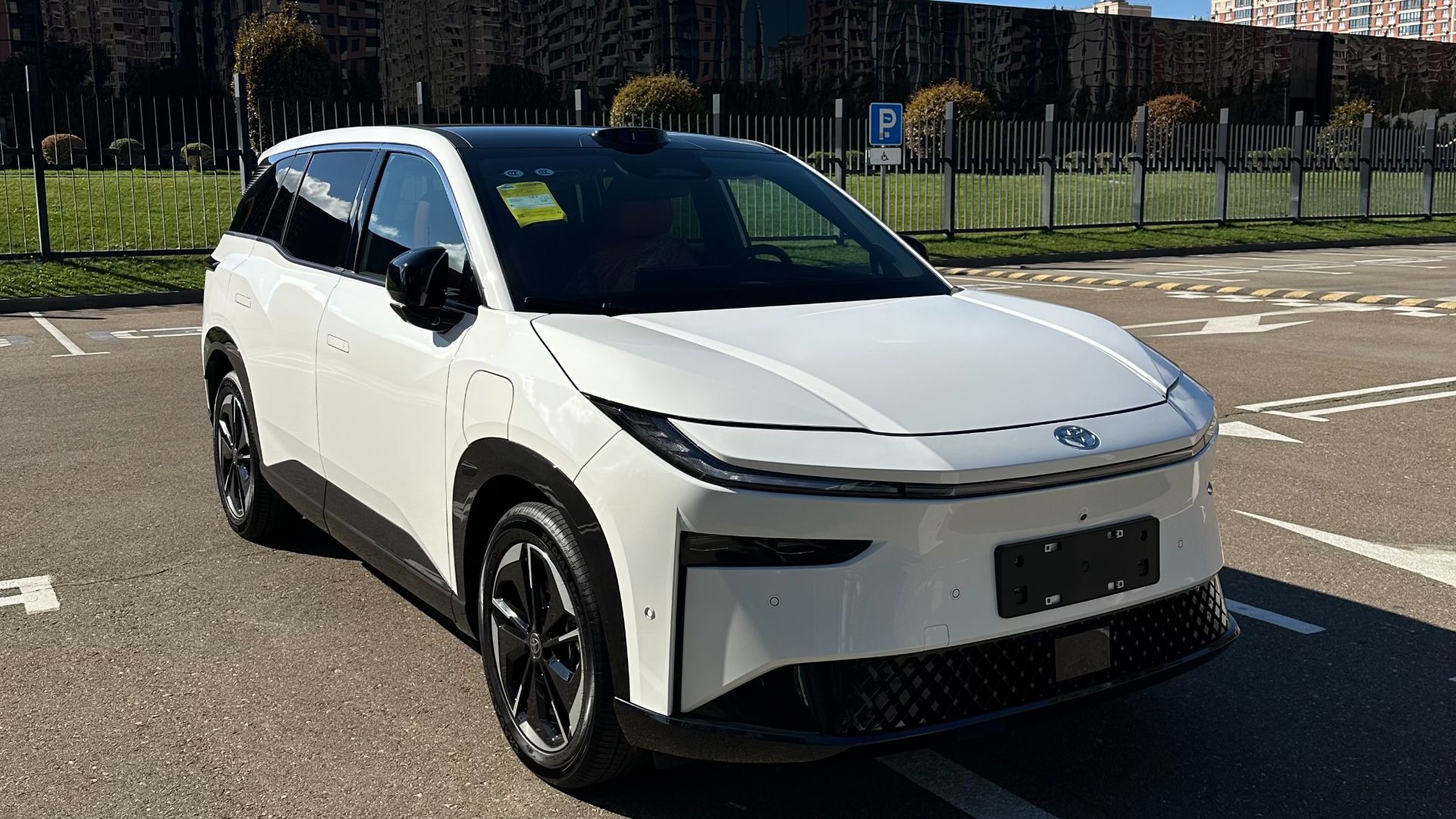 БЕЛЫЙ Toyota BZ3X PRO LIDAR+ 2026 — НОВЫЙ в наличии в Краснодаре и под заказ!