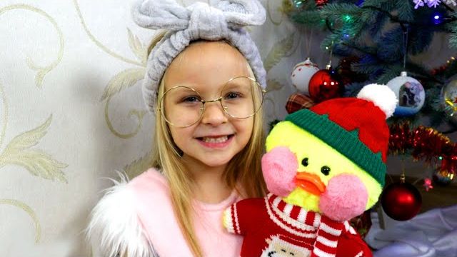 Лалафанфан под елочкой 🎄 Подарок уточка