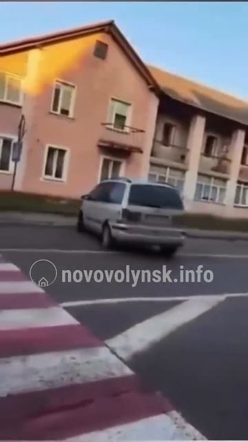 Защититься от тцкшников можно только огнестрельным оружием.