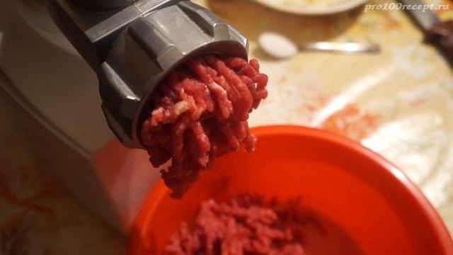 Чебурек с мясной начинкой хрустящий и сочный