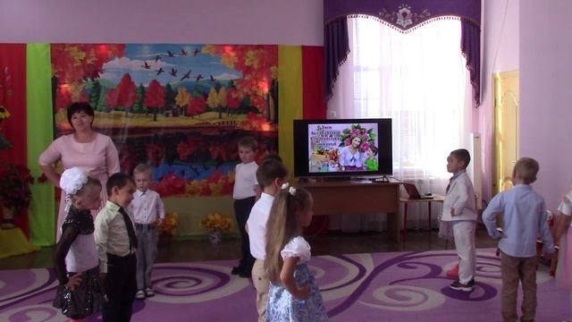 С Праздником  от души поздравляют малыши!