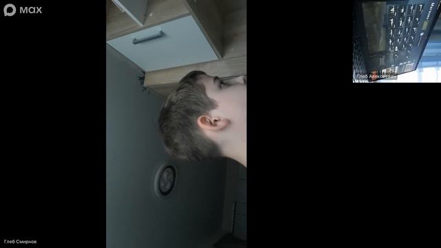 играю в кс (не ориг)