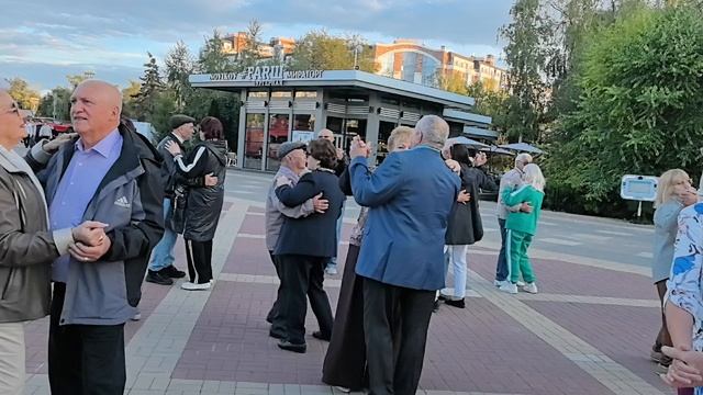 Ты украшаешь этот мир... 26.09.26...