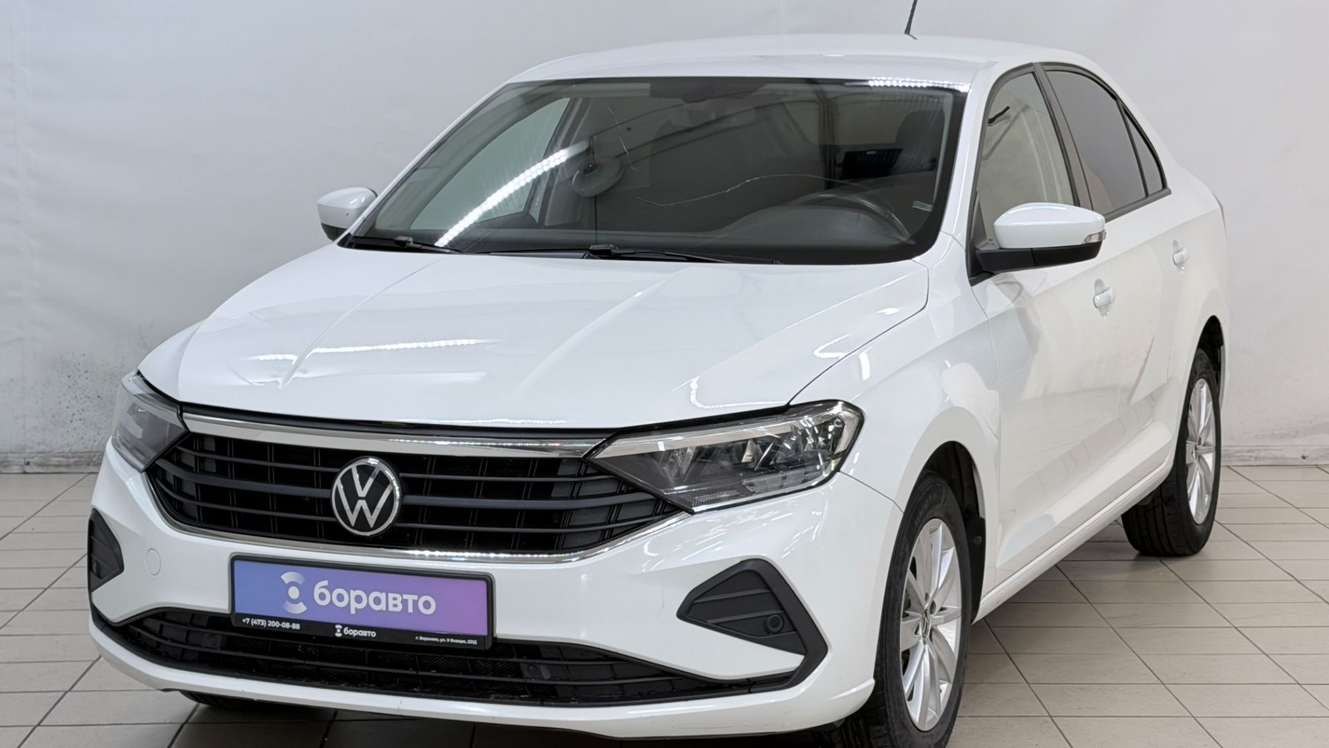 VOLKSWAGEN POLO