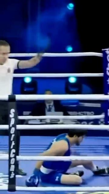 👊Вячеслав Рогозин оформляет мощный нокаут в первом раунде!