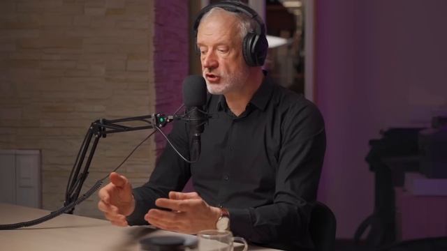 Элементарные частицы, масса и гравитация | Физик Алексей Семихатов