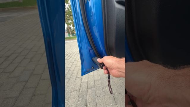 Обзор автомобиля Кио Рио Х Лайн 2019 год