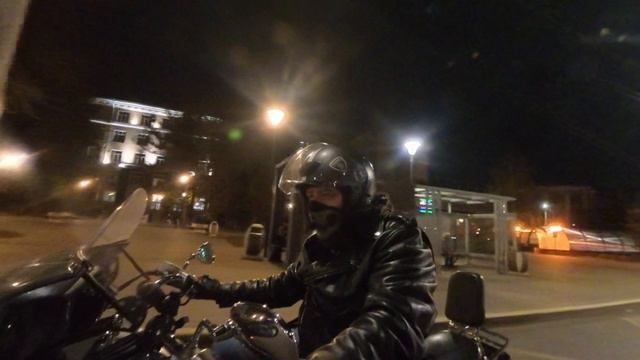Вечерняя мотопрогулка. Уже осень, но пока еще тепло.