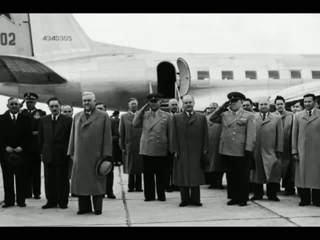 87 лет назад - СССР и Германия подписали договор «О дружбе и границе»