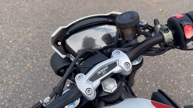 TRIUMPH SPEED TRIPLE 1050 RS, BDS 5, 700 км.