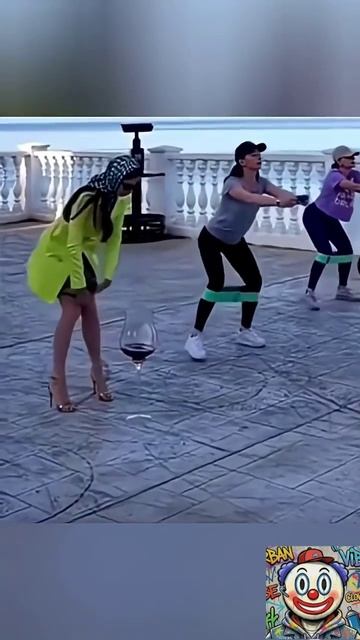 Все бабы как бабы а моя богиня