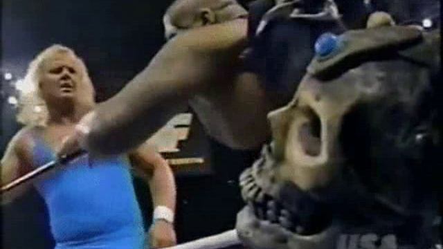 WWF 1993 Mr. Perfect Vs Nigger Papa Shango.Курт Хеннинг Мистер Пёрфект против негра Папа Шанго.11Dea