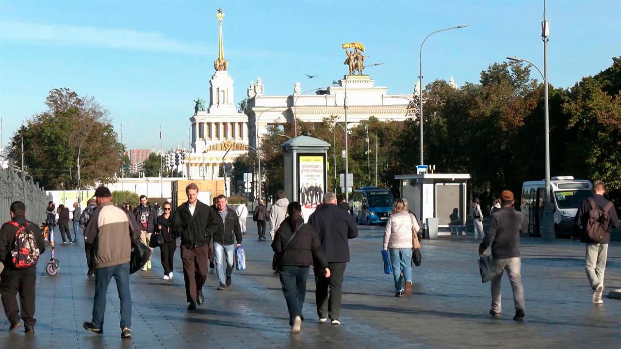 Погода продолжит радовать жителей столичного региона.