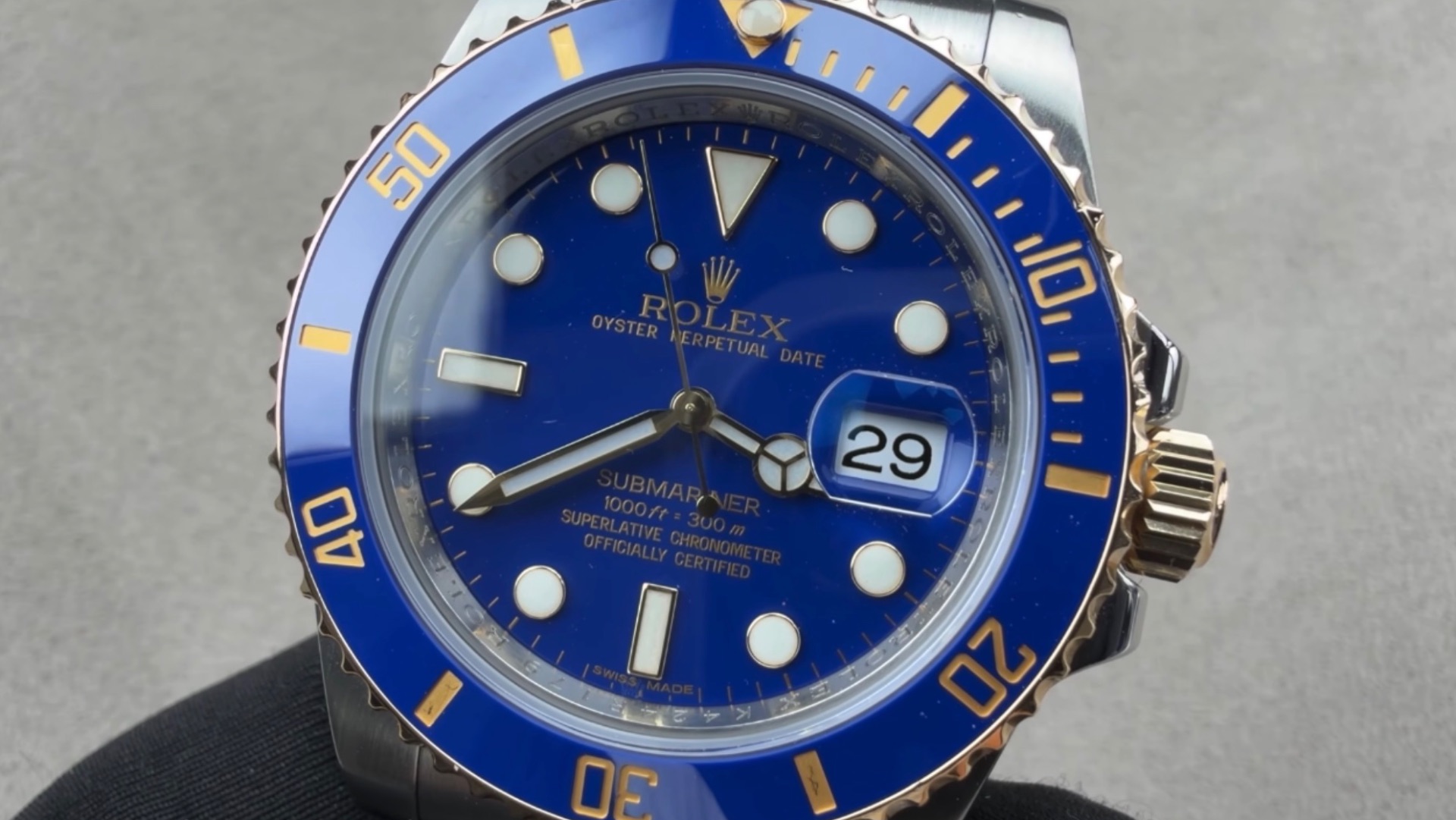 Обзор часов Rolex Submariner Date Two-Tone 116613LB