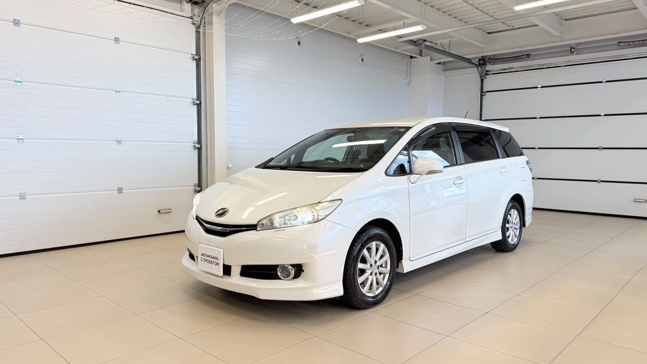 Toyota Wish, 2012 год