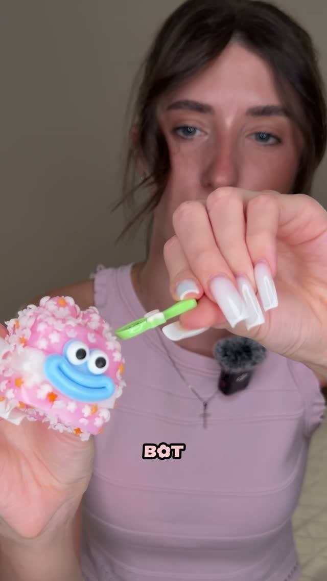 самый необычный розовый сквиш 😱