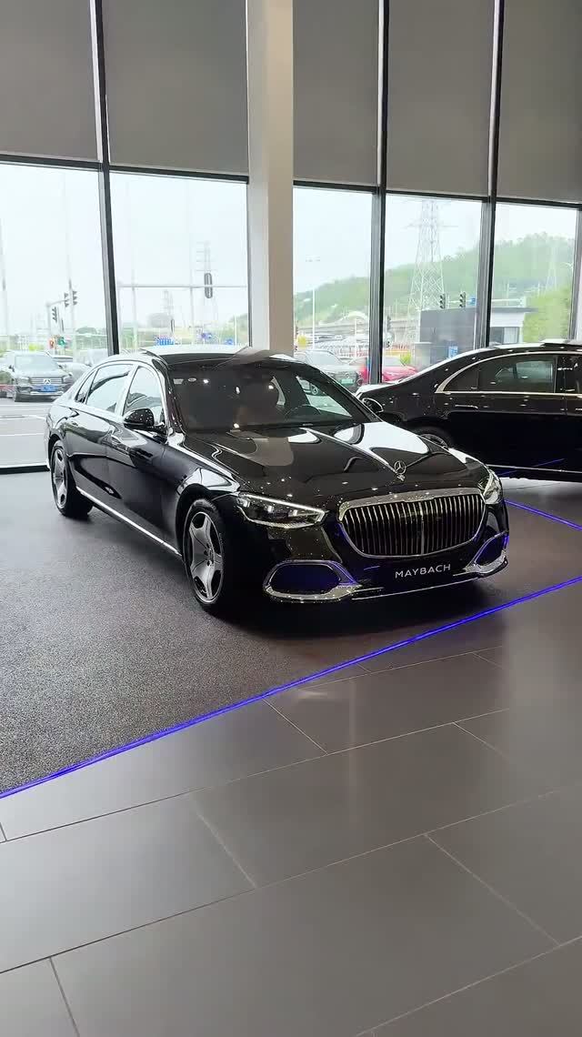 Mercedes-Maybach S480 2026