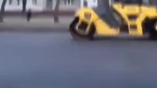Что происходит с приливами на планете?

Мы вообще  ничего не знаем ,где живём