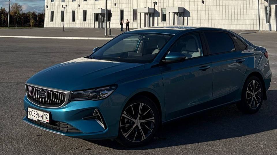Geely Emgrand 2023