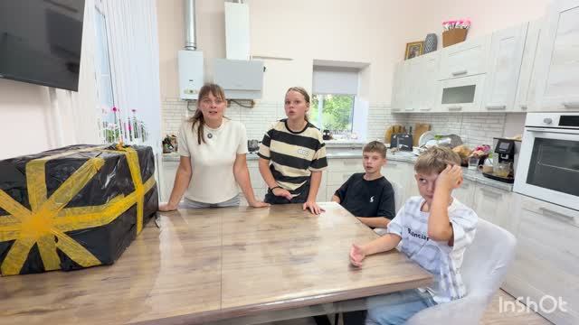 ЗАБЫТЫЕ ПОСЫЛКИ: МАССАЖЁР, СУМКИ, ОБУВЬ И ЦЕЛАЯ ГОРА НОСКОВ! ИЗ ГОРОДА В ДЕРЕВНЮ ПЕРЕЗАГРУЗКА