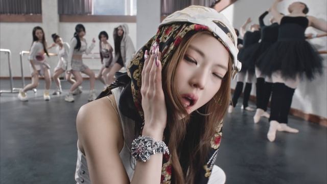 BABYMONSTER - CHOOM (춤) (M/V)
