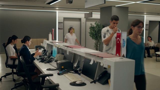 Чужая жизнь 1 серия (сериал, 2026)