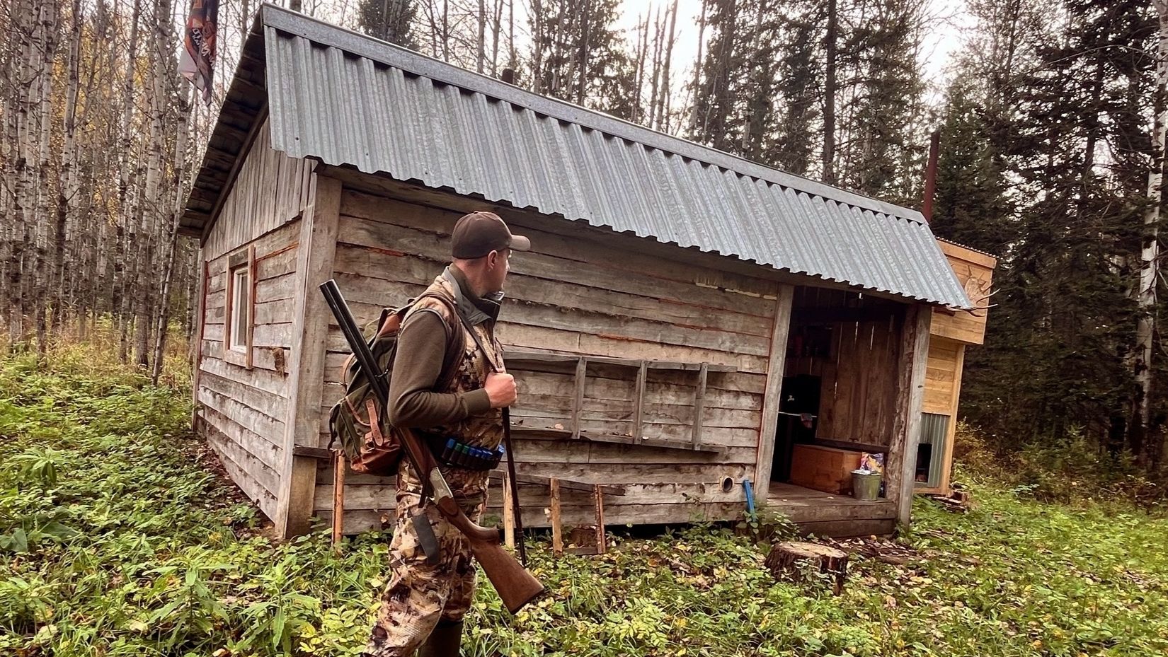 Моя Жизнь в Тайге. Заготовка Жира на Зиму. Изба, Баня и Быт.