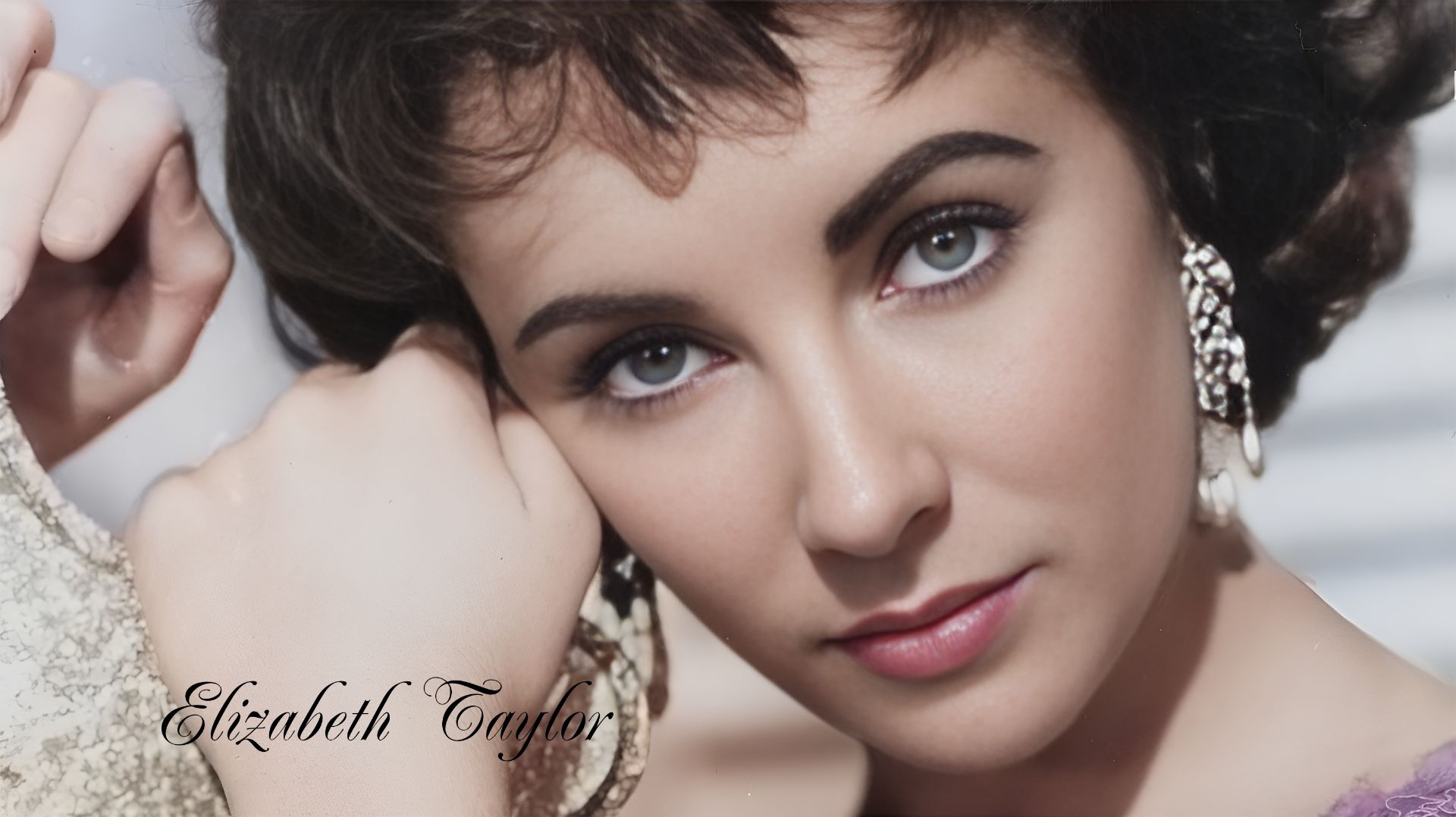 Жизнь в десяти фотографиях *  Elizabeth Taylor