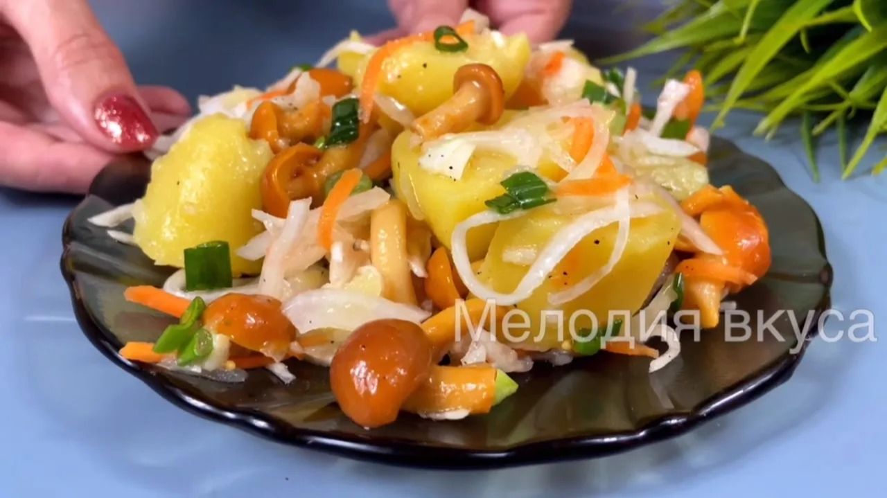Закуски, салаты, бутерброды.