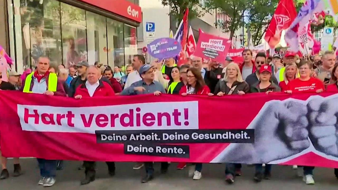 В Германии протесты: тысячи демонстрантов вышли на улицы в Берлине и других городах.