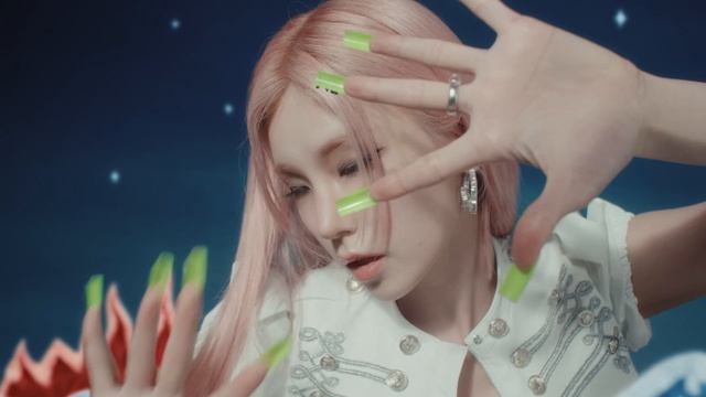 ITZY - Motto (M/V)