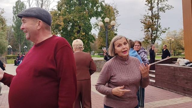 27 сентября. Девчонка гордая...