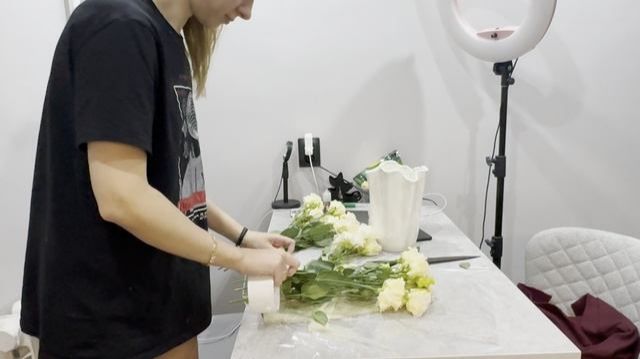 Первый опыт флориста | Собираю букет своими руками