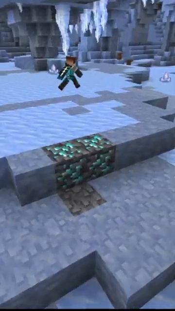 Ледяные Пещеры в Майнкрафте УКРАЛИ ИЗ МОДА Minecraft Shorts