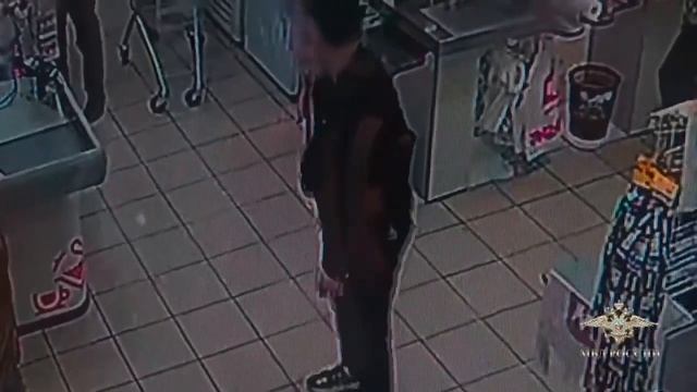 Отца пятерых детей застрелили в супермаркете в Волгограде: он пытался успокоить ругавшихся матом ...
