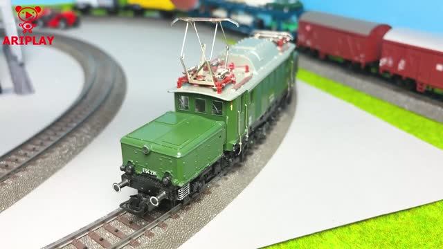 Игрушечные поезда для детей 🚂 Модель железной дороги